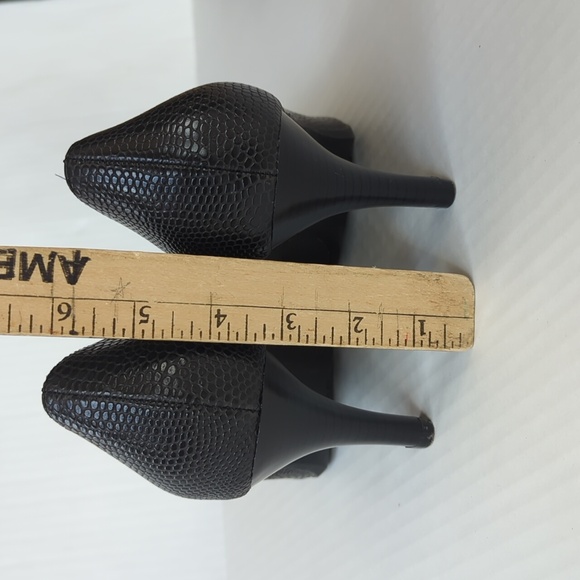 NWT Aerosoles Heel Rest Good Lux Peep Toe Pumps 9.5 Black Faux Snakeskin Pattern - Picture 3 of 16